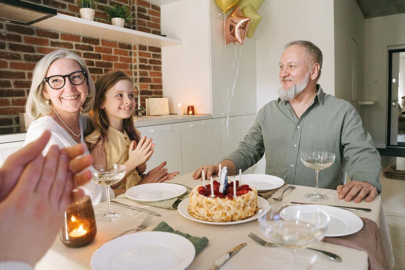 Are grandparents liable to pay maintenance for their grandchildren?